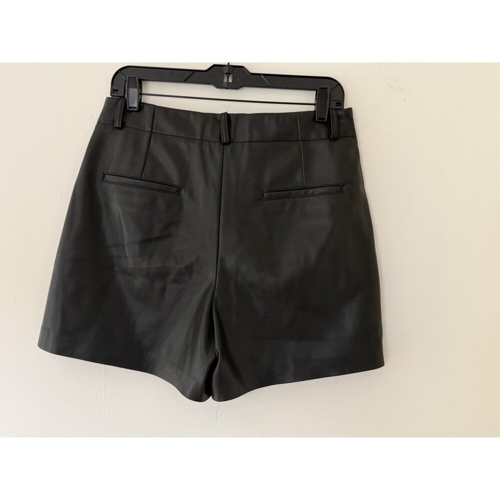 THE FRANKIE SHOP Manon Pleated Faux Leather Shorts SIze Medium Black High Rise - Picture 5 of 6